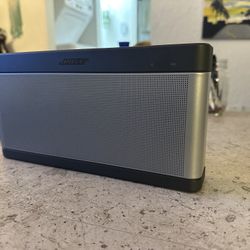 Bose Soundlink III