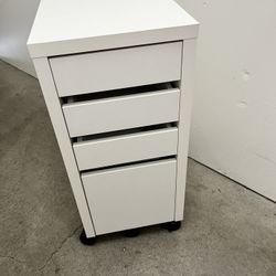 Drawer With Wheels 