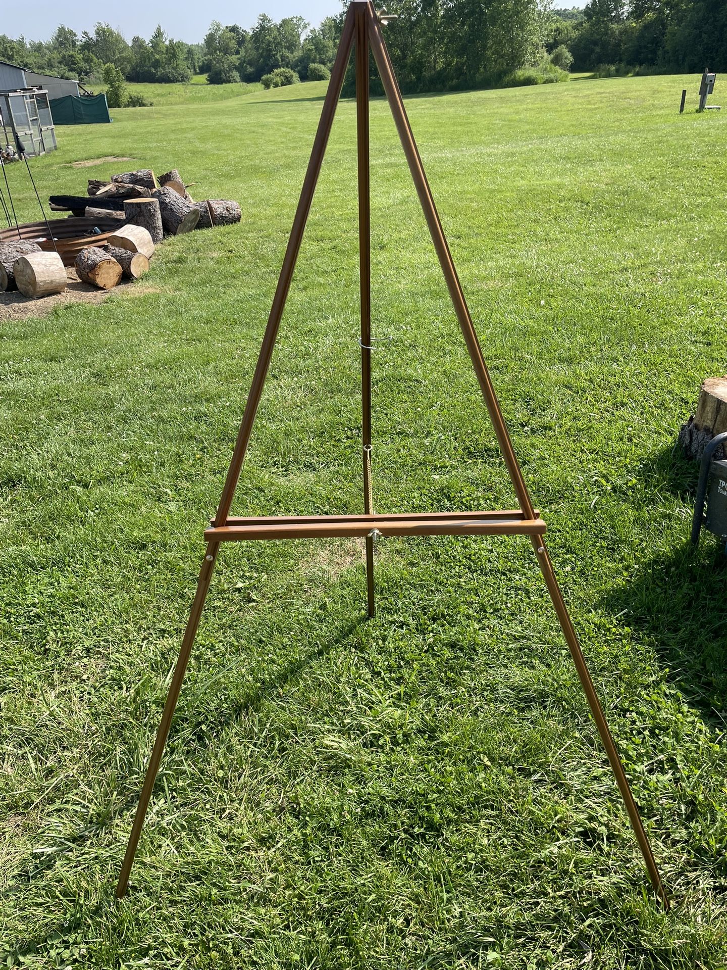 Brown Easel