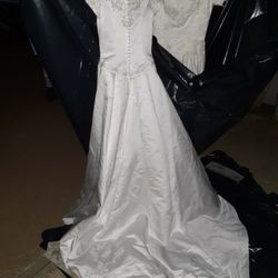 NEW WEDDING DRESSES