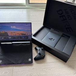 Gaming Laptop ASUS Rog Strix G15 Advantage Edition In Excellent Condition 