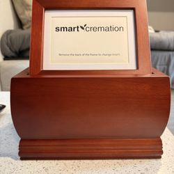 Smart Cremation Urn