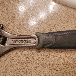 Kobalt 10inch Adjustable Wrench Grip Handle