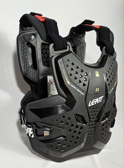LEATT Chest Protector 3.5 Black Mens Size M