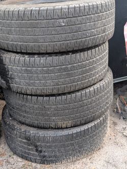 4👈👈👈👈 275/65r20 tires