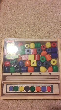 Melissa & Doug Bead Sequencing Set