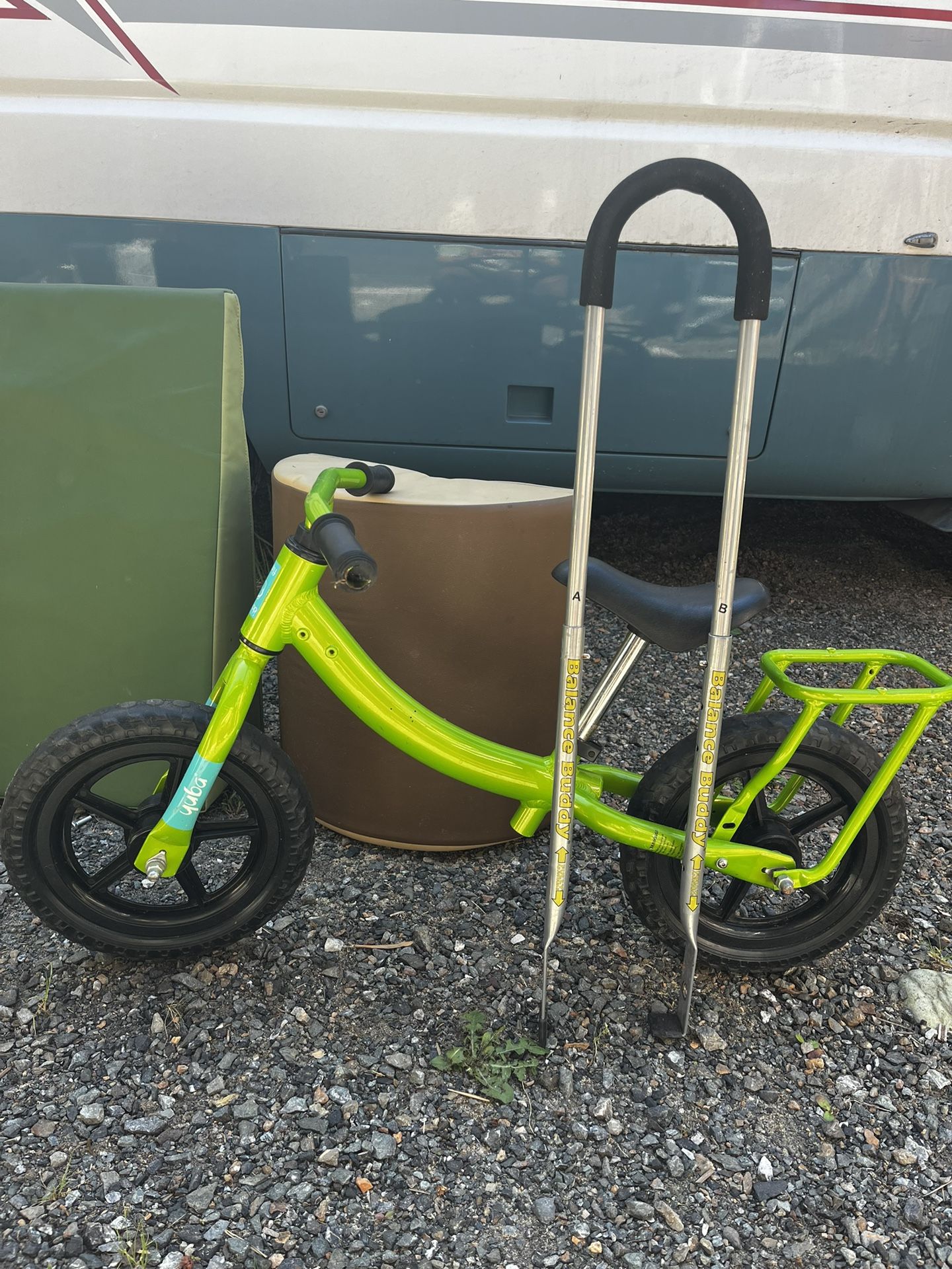 Yuba Kids Balance Bike With Handle