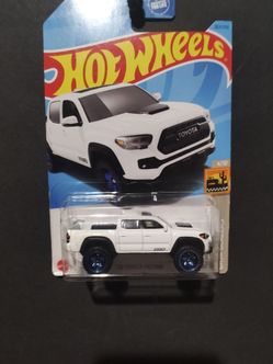Hot Wheels 2020 Toyota Tacoma