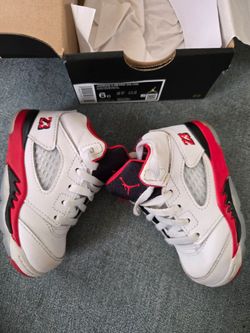 Air Jordan 5 Retro Fire Red Toddler Lifestyle Shoes, White/Fire Red/Black Size 6C