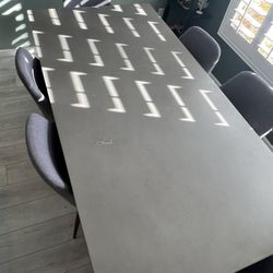 Restoration Hardware Table And Chairs