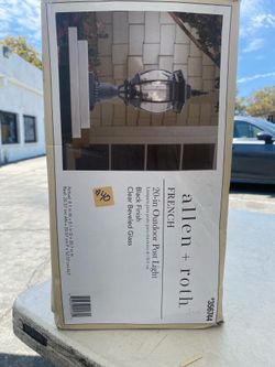 French 21.34-in Black Traditional Outdoor Light post lantern