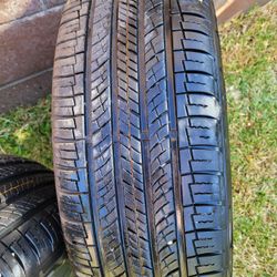 3 Nexen Rodian 205/60/R19 96V Almost New