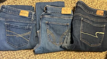 Lot of 3 Women's Jeans – Aeropostale & Hollister