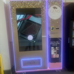 Touch Screen Digital Vending Machine 