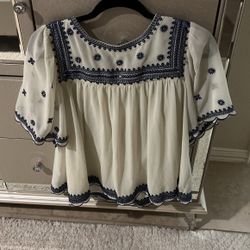Size Small Women Shirt