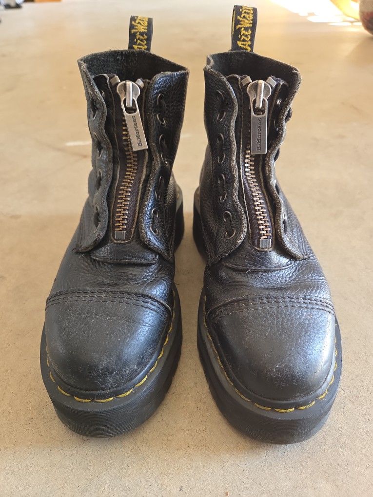 Dr Martens Sinclair Boots