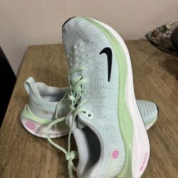 Zapatillas Y Productos Mary Kay 