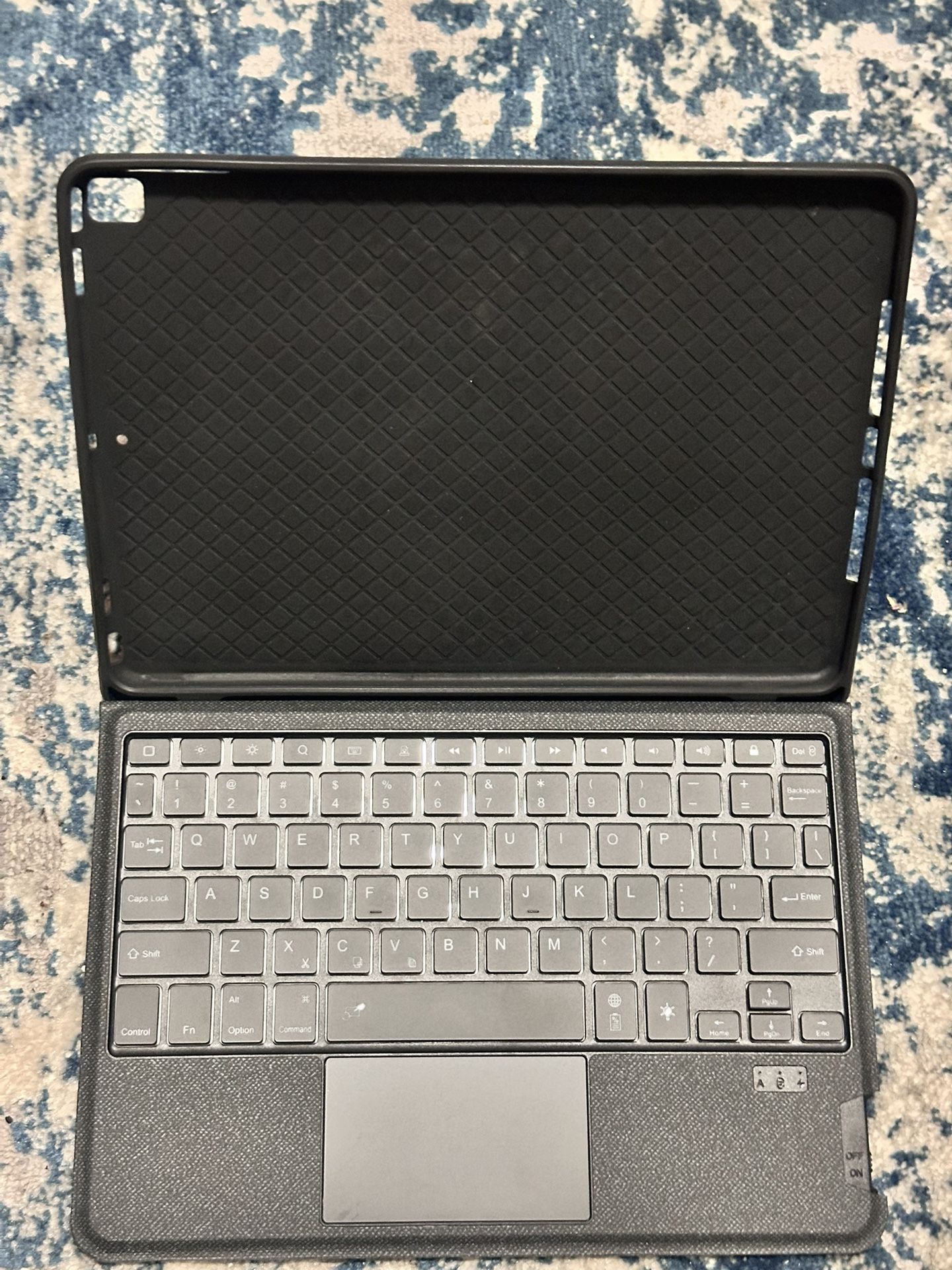 EIP Magnetix Keyboard Case for Apple iPad 7,8,9th & Air 3rd, Keyboard