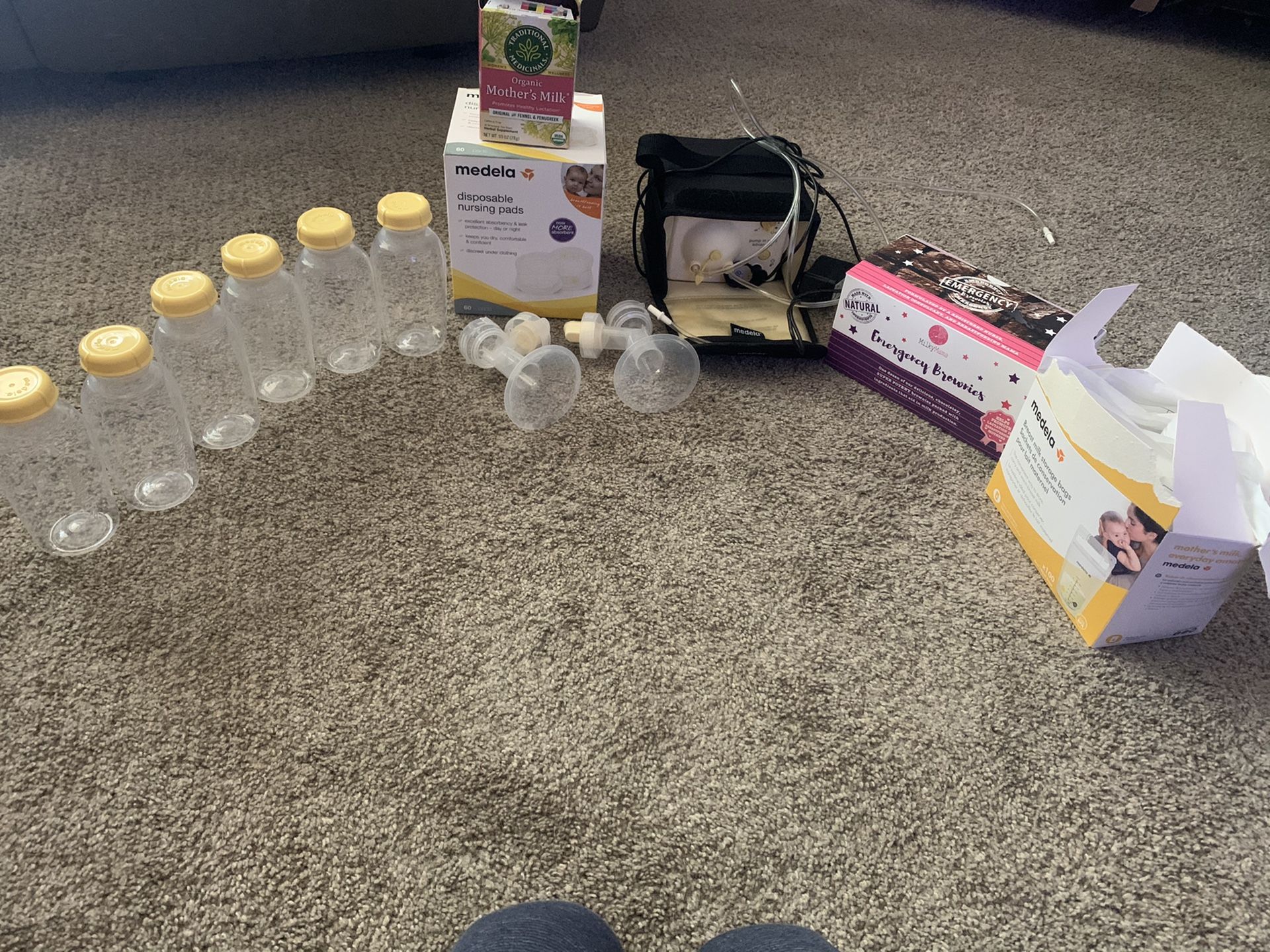 Medela breast pump and accessories