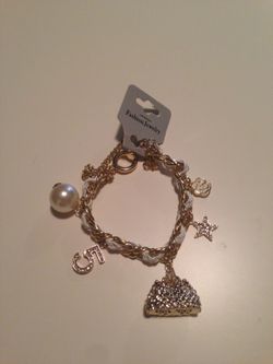 chain bracelace