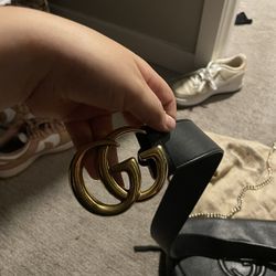 gucci belt really good condition 