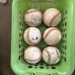 Baseballs 