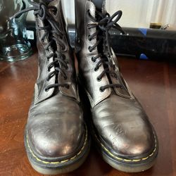 Dr. Doc Martens 1460 Pascal Pewter Metallic Leather Ladies Boots Size 10