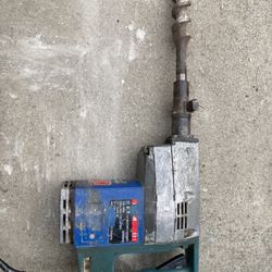 Bosch Rotary Hammer Drill (0611202034)