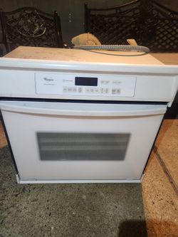 Whirlpool wall oven
