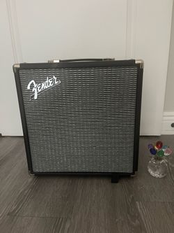 Fender Rumble 25 25W Solid State Bass Combo Amp 1x Speaker 8 Ohm PR2463