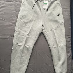 Nike Tech Fleece Pants
