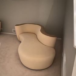 Beautiful Curved 3 Piece Set . 6 Ft Couch And Two Chairs 