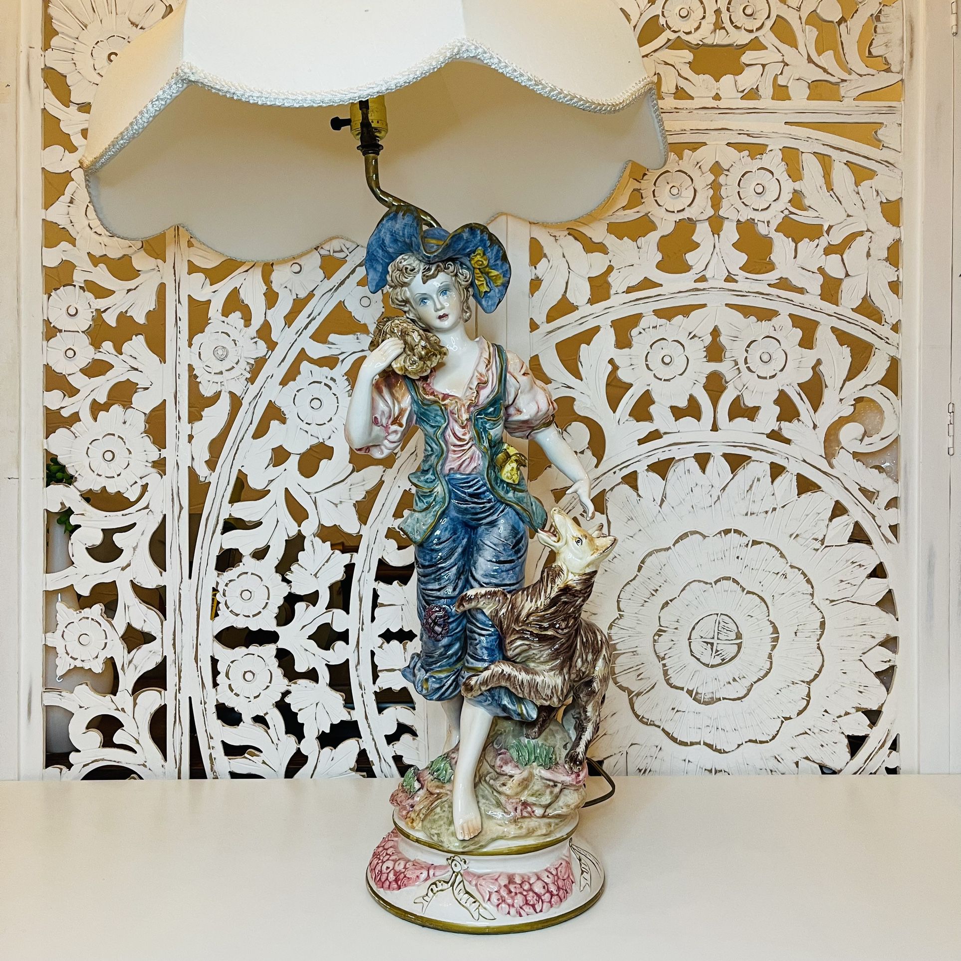 VINTAGE CAPODIMONTE MULTICOLOR LAMP WITH BOY AND DOG