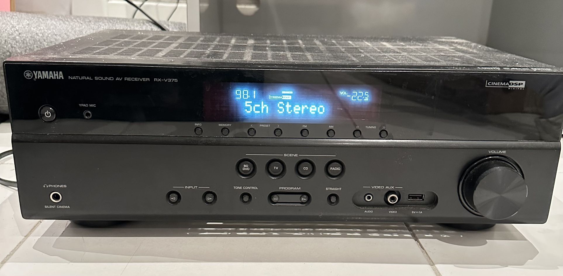 Yamaha Model RX V375 Home Theatre Receiver 5.1 Channel