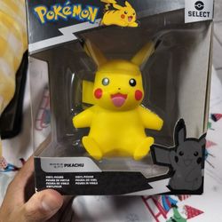 Pikachu 4" Vinyl Figure: Pokemon: Series 1: from Select by Jazwares: New Read!