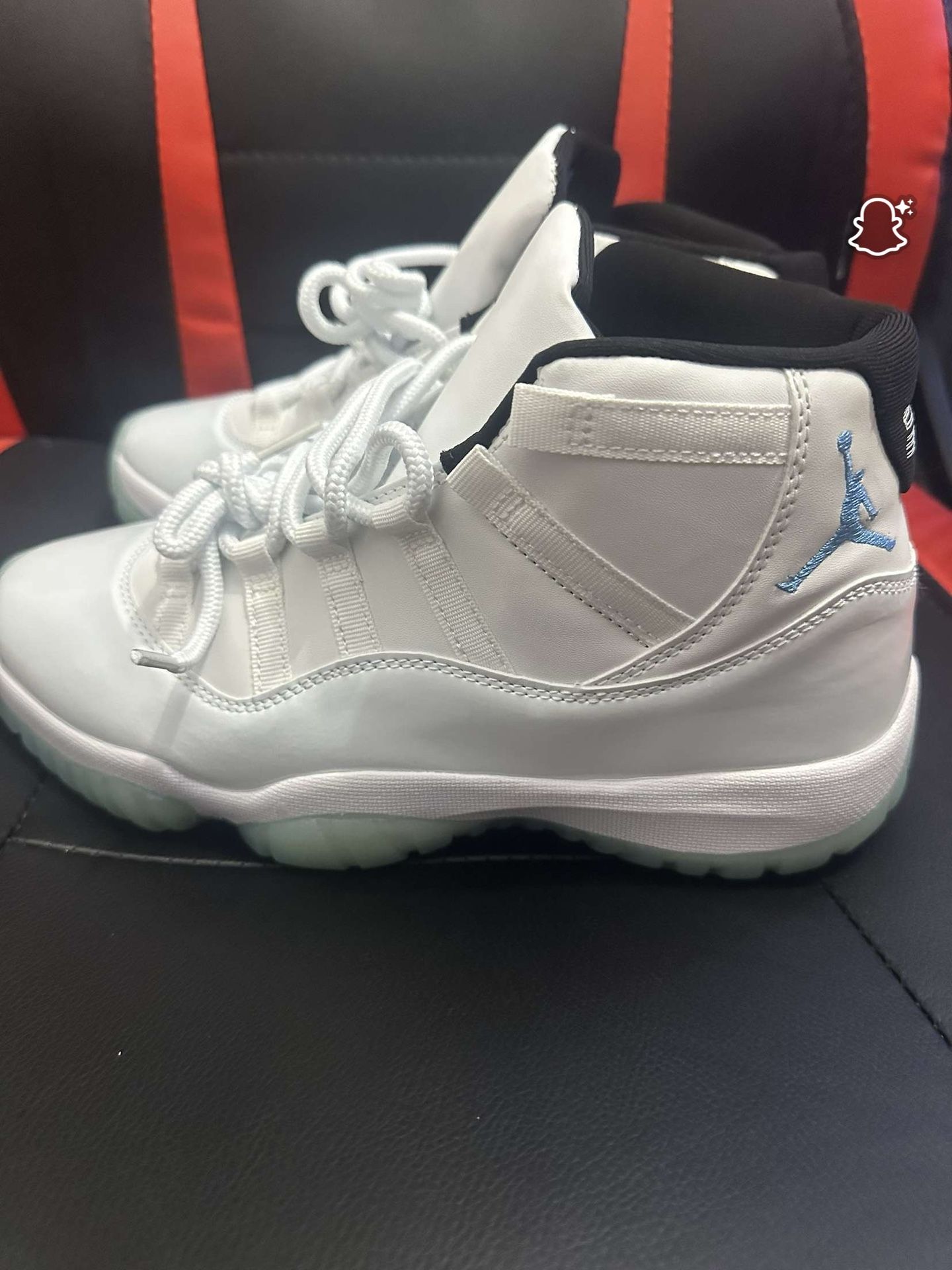 Air Jordan 11 Retro "Legend Blue"