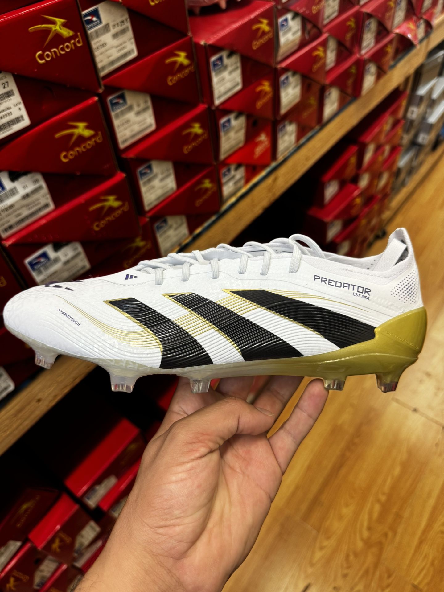 Adidas Predator Elite FG Cleats โ Sizes 8.5, 9.5, 10