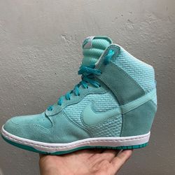 Nike WOMEN'S Dunk Sky Hi Essential HIDDEN WEDGE Aqua Teal  BLUE -SIZE 10.5
