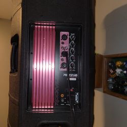 Pair of 15" powered rockville speakers,. In mint condition 