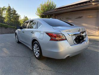 Silver Nissan Altima