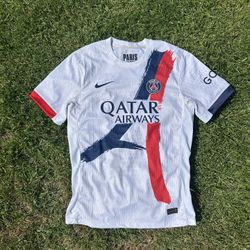 24/25 Paris Saint-Germain’s Away Player Version Jersey (Large)