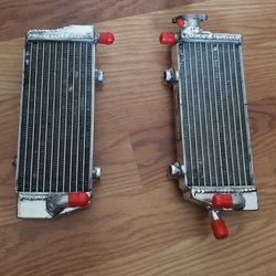 09- 016 husqvarna & KTM  RADIATORS! DIRT BIKE 