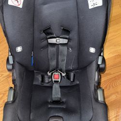 Nuna PIPA urbn Infant Car Seat (Caviar) - Great Condition 