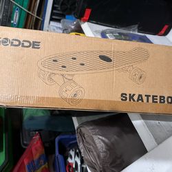 Kids Skateboard – New In Box!