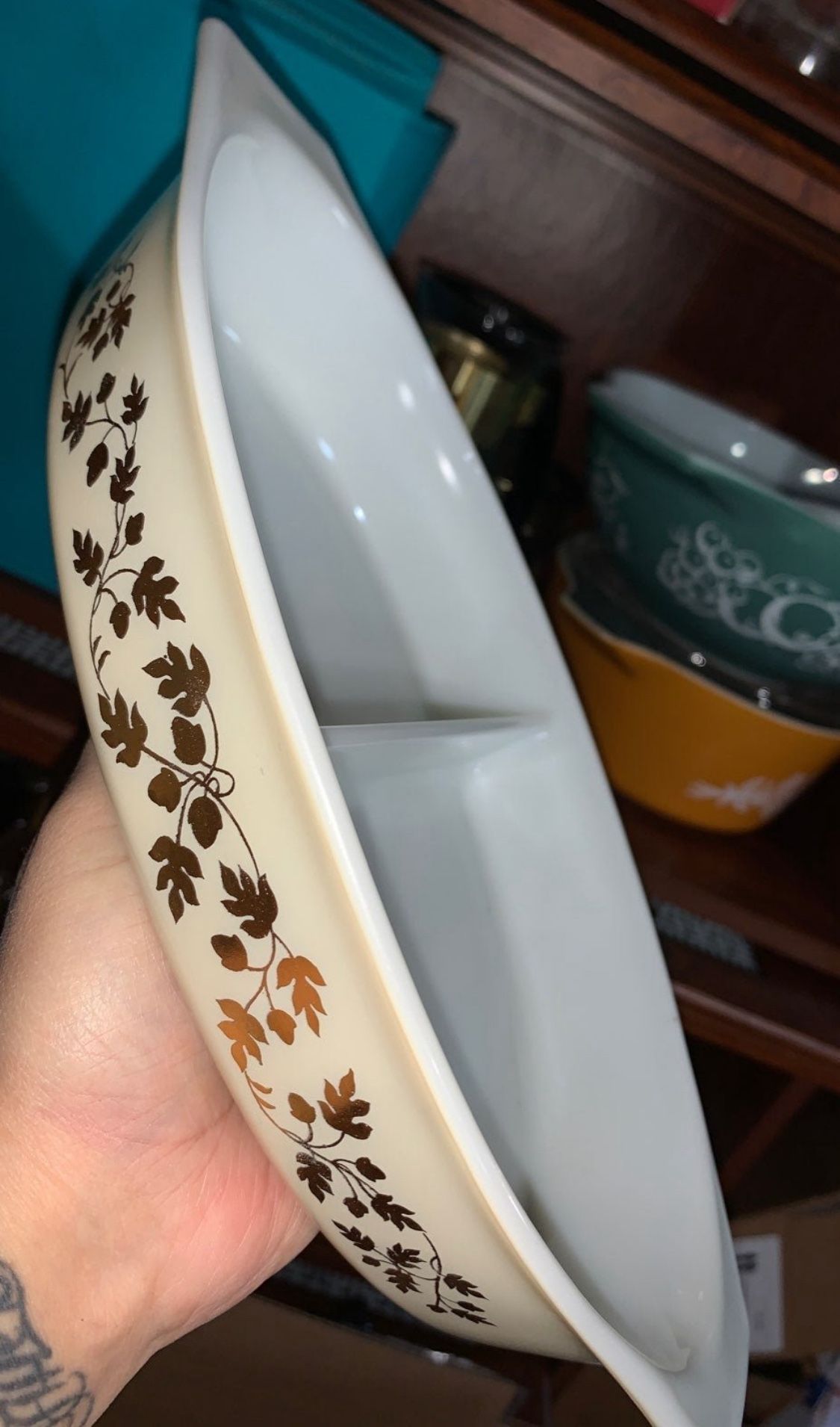Pyrex Golden Acorn Divided dish