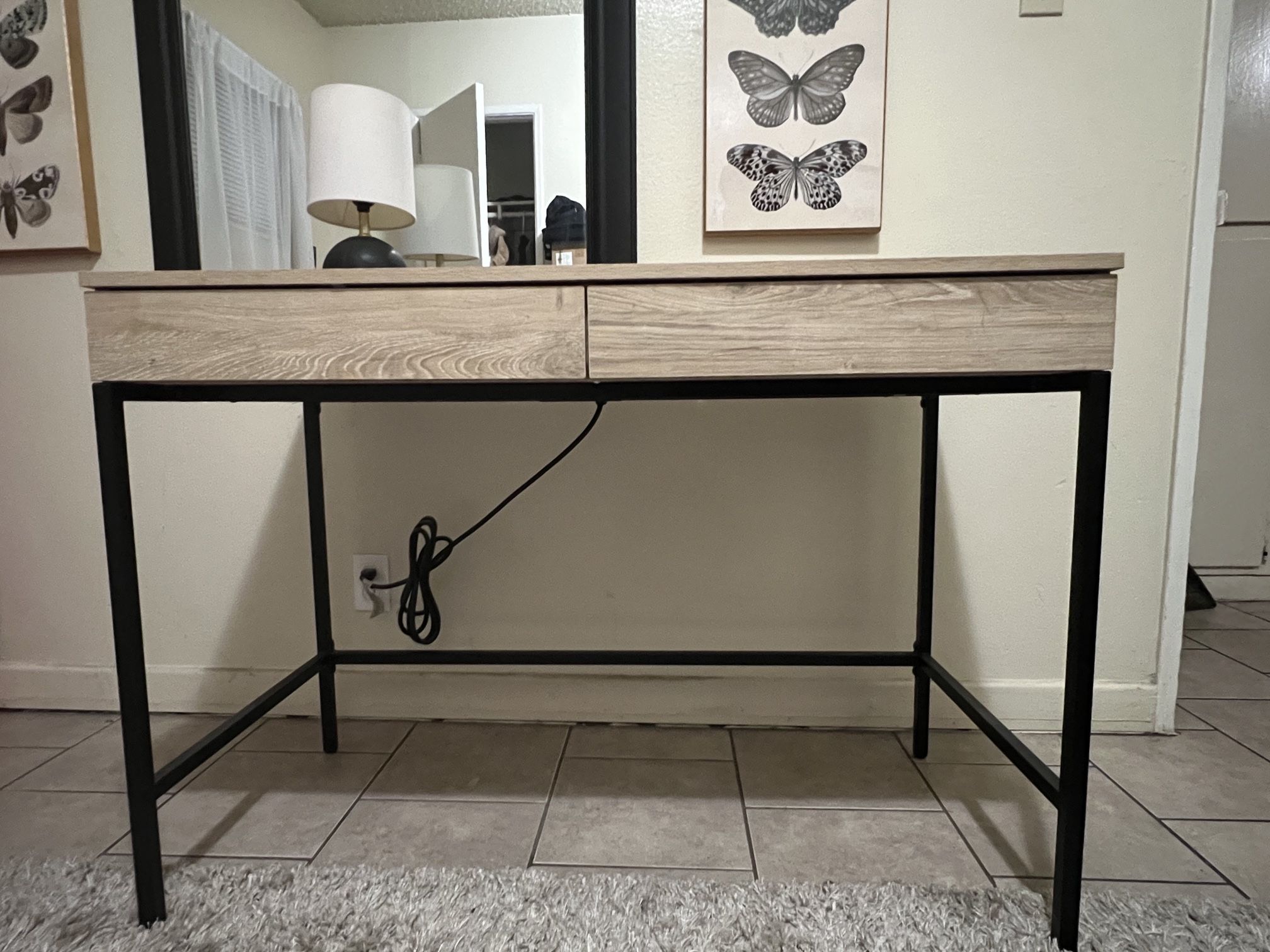 Threshold Desk