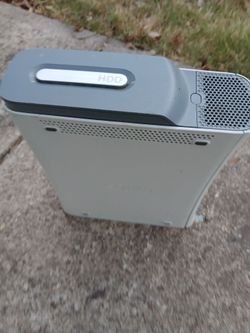 X BOX GAME  SYSTEM NO GAMES NO CONTROLERS $20