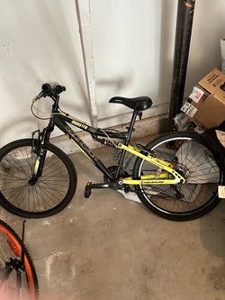 Nakamura Monster 1000 Mountain Bike Black and Yellow