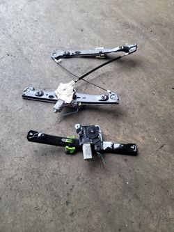 3 Series E90 Driver Side Regulator