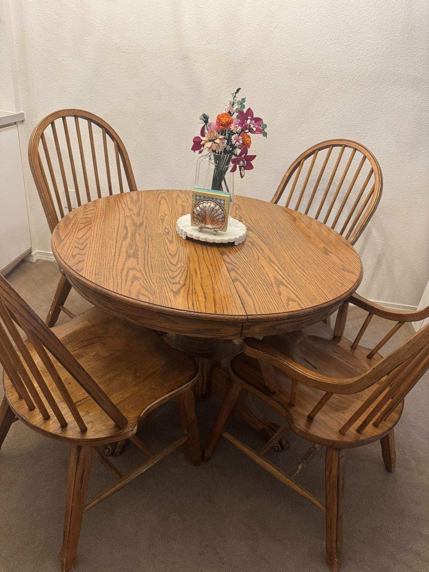Solid wood Oak Clawfoot Table